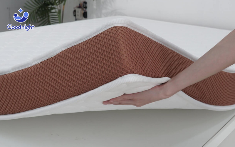 Nệm foam có mức giá phù hợp với đa số gia đình