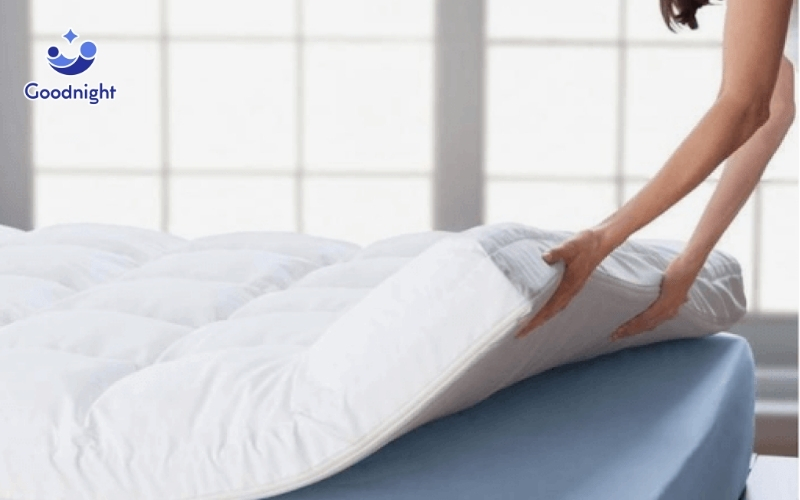 Nguyên nhân nệm lò xo bị lún và cách xử lý hiệu quả 4 Xoay và lật nệm định kỳ để khắc phục tình trạng nệm bị lún