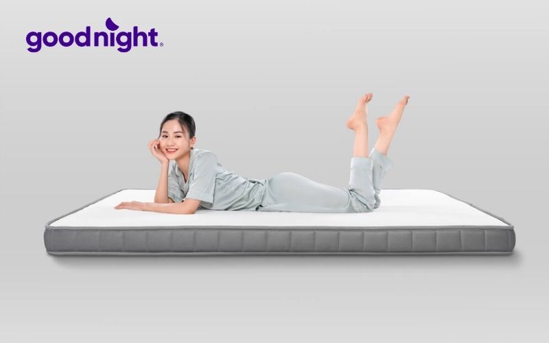 Top 7 mẫu nệm nằm đất chất lượng bạn không nên bỏ qua 2 Nệm lò xo Goodnight Rena