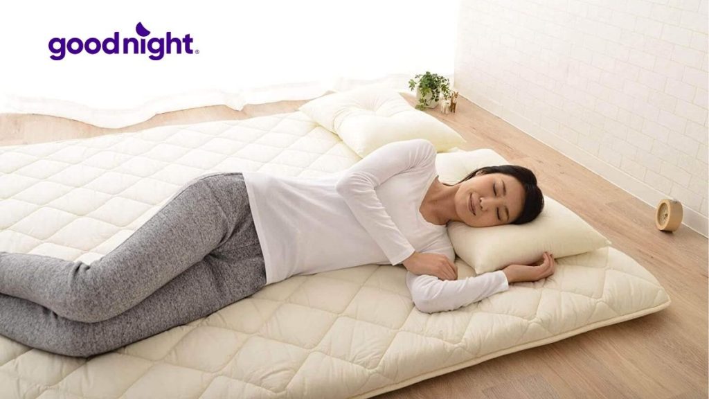 nệm nằm đất