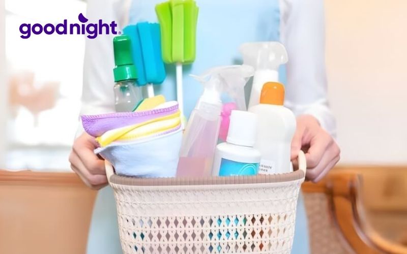 Cần chuẩn bị một số vật dụng đầy đủ để vệ sinh nệm hiệu quả