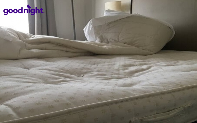 Nệm lò xo bị lún: Nguyên nhân, tác hại & cách khắc phục nhanh 2 Nệm lò xo nếu sản xuất từ nguyên liệu kém chất lượng sẽ không có độ bền cao