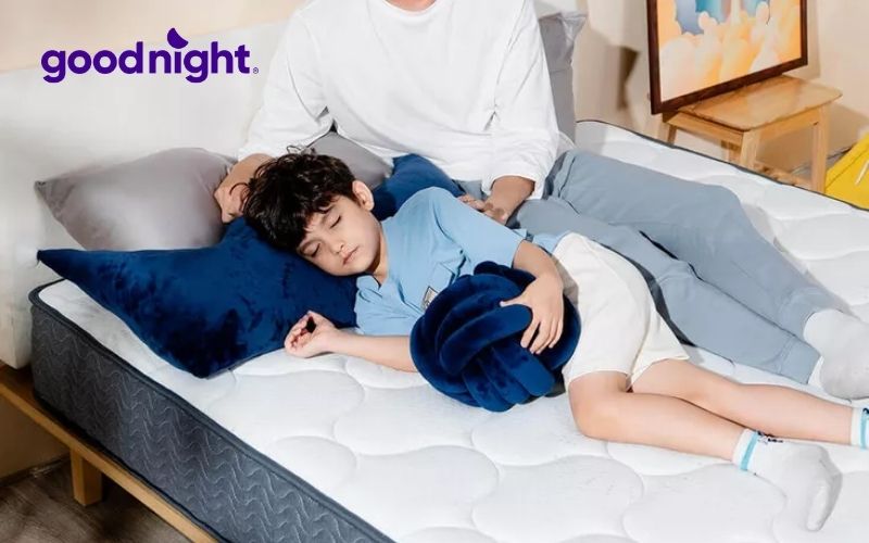 Top 5 nệm lò xò dày 20cm chất lượng đáng đầu tư 10 Trẻ em nằm nệm lò xo dày 20cm để hỗ trợ cột sống tốt
