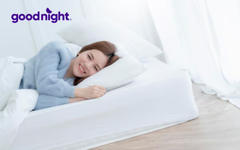 Nên nằm nệm cứng hay mềm tốt hơn? 5 lưu ý lựa chọn nệm 2 Nên nằm nệm cứng hay mềm?