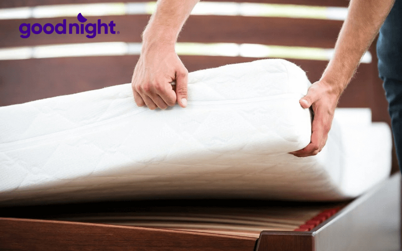 7 cách sử dụng nệm cao su chuẩn kéo dài tuổi thọ nệm 4 Xoay nệm định kỳ