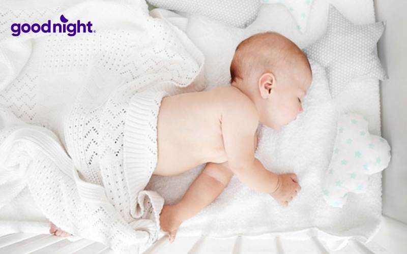 Cách chọn nệm cho bé sơ sinh & TOP 5 mẫu nệm giúp ngủ ngon 2 Trong những tháng đầu đời, bé dành tới 16 – 18 giờ mỗi ngày để ngủ