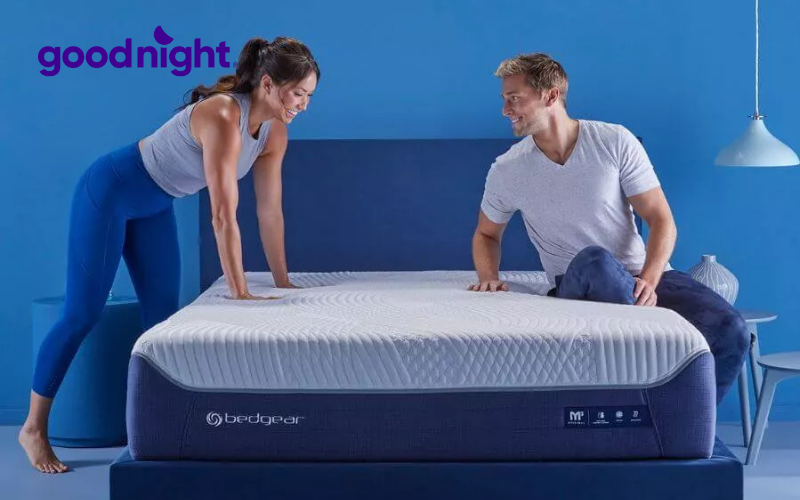 Bảng báo giá nệm dày 30cm cập nhật mới nhất năm 2025 3 Nệm dày 30cm phù hợp với các cặp đôi và các gia đình có con nhỏ