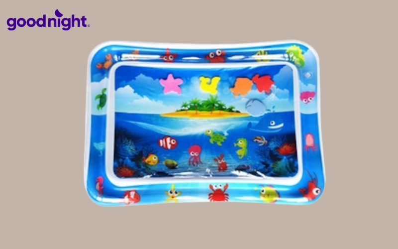 Có nên nằm nệm nước cho trẻ sơ sinh? TOP 7 sản phẩm tốt 4 Đệm nước bơm hơi cho bé tập vận động được thiết kế với nhiều họa tiết sinh động