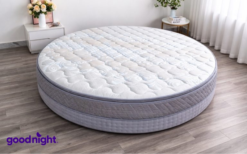 Top 8 mẫu nệm tròn chất lượng được yêu thích nhất hiện nay 3 Nệm tròn lò xo là lựa chọn được nhiều người yêu thích nhờ khả năng nâng đỡ tốt