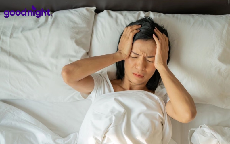 Hướng dẫn cách xử lý nệm cũ an toàn, tiết kiệm, hợp lý cho gia đình 4 Mỗi khi bạn xoay người, trở mình mà nệm phát ra tiếng lạch cạch, cót két