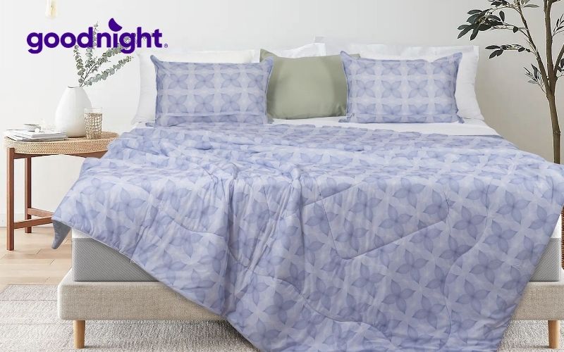 Top 5 loại chăn cho bé sơ sinh an toàn, chất lượng 5 Chăn Amando Azami Light