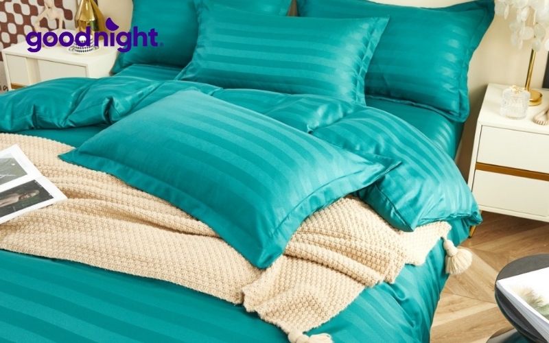 Top 10+ mẫu ga giường màu xanh ngọc đẹp, bắt mắt 2025 4 Ga giường xanh ngọc kẻ sọc tinh tế