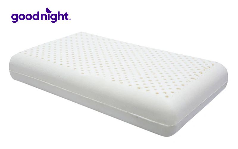Top 10 mẫu gối điều hoà giúp làm mát, mang lại giấc ngủ ngon 16 Gối Vạn Thành Oval giúp tối ưu khả năng điều hòa không khí, hạn chế tình trạng nóng bức và ẩm ướt khi ngủ.