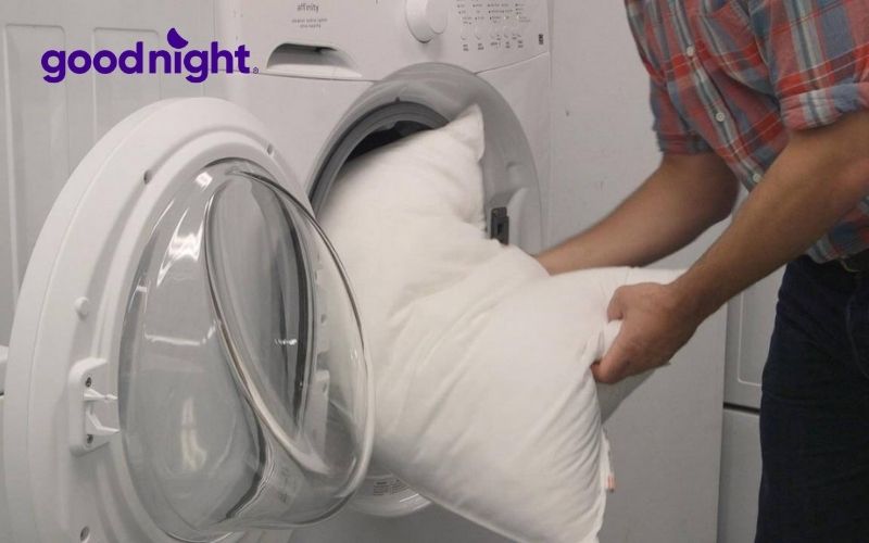 Top 5 mẫu gối nằm nghiêng giúp ngủ ngon và bảo vệ sức khỏe 10 Cần sử dụng và bảo quản gối đúng cách