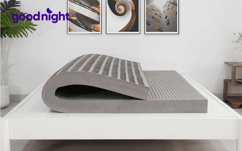 Tổng hợp bảng giá nệm 2m x 2m4 trên thị trường hiện nay 4 Nệm cao su Titan Grey