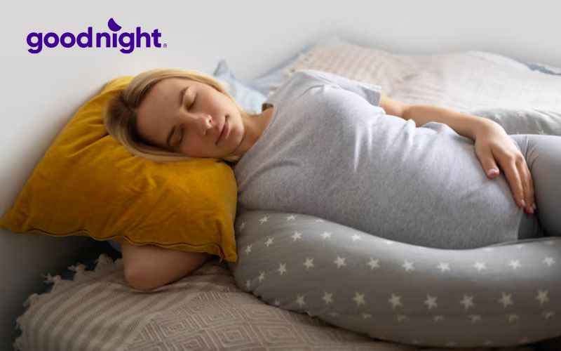 Top 7 loại gối cho bà bầu ngủ ngon và bảo vệ sức khỏe 4 Gối nằm cho bà bầu giúp giảm đau nhức, nâng đỡ cơ thể và cải thiện chất lượng giấc ngủ