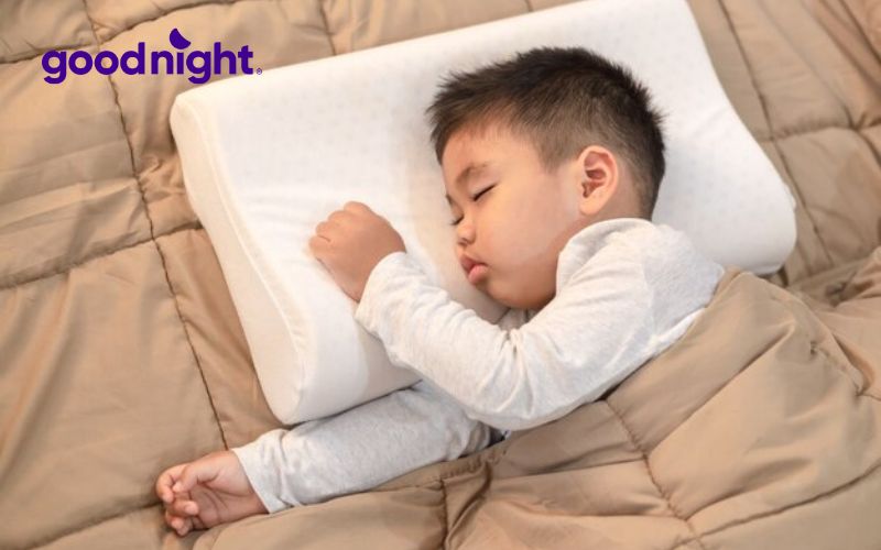 Top 15 mẫu gối trẻ em cao cấp được ưa chuộng hiện nay 17 Việc chọn gối không chỉ cần dựa vào sở thích mà còn phải đảm bảo các tiêu chí an toàn và phù hợp với độ tuổi của bé