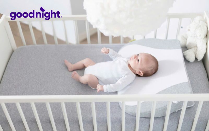 Top 15 mẫu gối trẻ em cao cấp được ưa chuộng hiện nay 3 Gối cao su non Babymoov được thiết kế với độ lõm và độ nghiêng khoa học