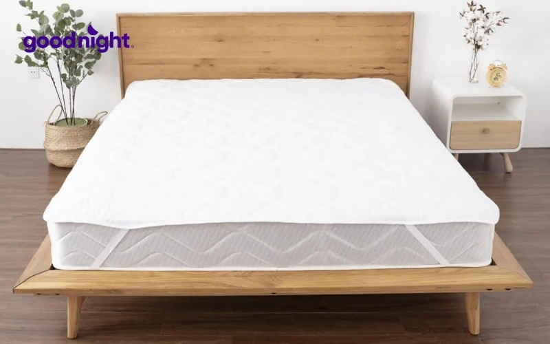 5+ cách phục hồi nệm cao su đơn giản, hiệu quả ngay tại nhà 7 Sử dụng thêm tấm bảo vệ nệm