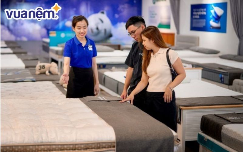 Người tiêu dùng nói gì về việc mua đệm ở Vua Nệm? 3 Vua Nệm mang đến dịch vụ tư vấn tận tình
