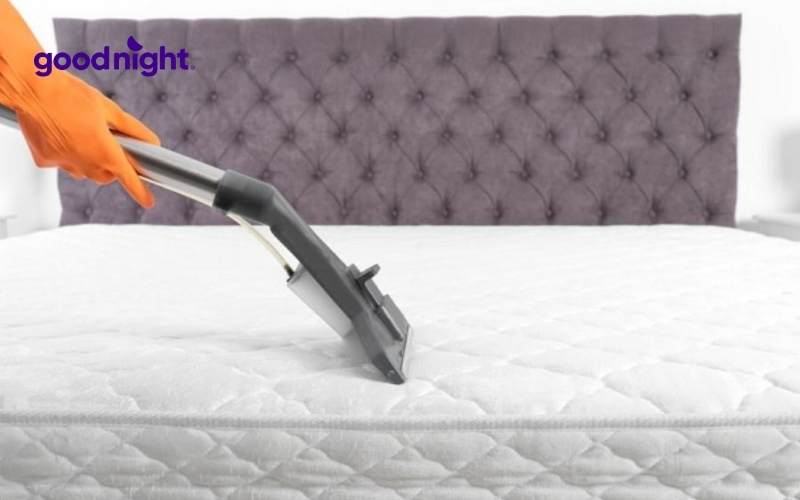 Hướng dẫn cách giặt nệm tại nhà sạch khuẩn và không hỏng nệm 4 Xử lý làm sạch bề mặt thích ứng theo từng chất liệu nệm