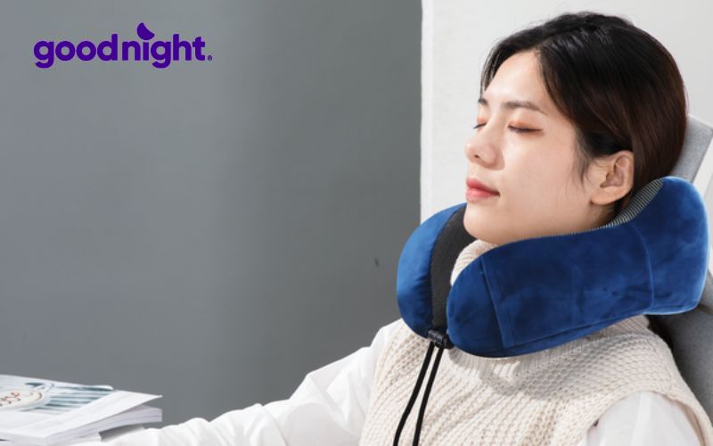 Top 12 mẫu gối cho người thoát vị đĩa đệm cổ giúp ngủ ngon 8 Gối chữ U cực kỳ cần thiết khi ngồi làm việc, xem TV, đọc sách hoặc đi du lịch