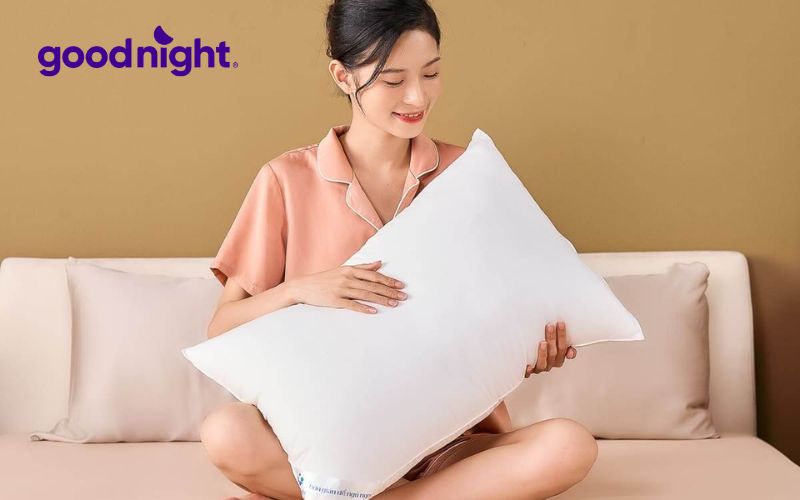 Top 12 mẫu gối cho người thoát vị đĩa đệm cổ giúp ngủ ngon 21 Goodnight đang trở thành lựa chọn được nhiều người cân nhắc khi tìm mua gối hỗ trợ cổ gáy