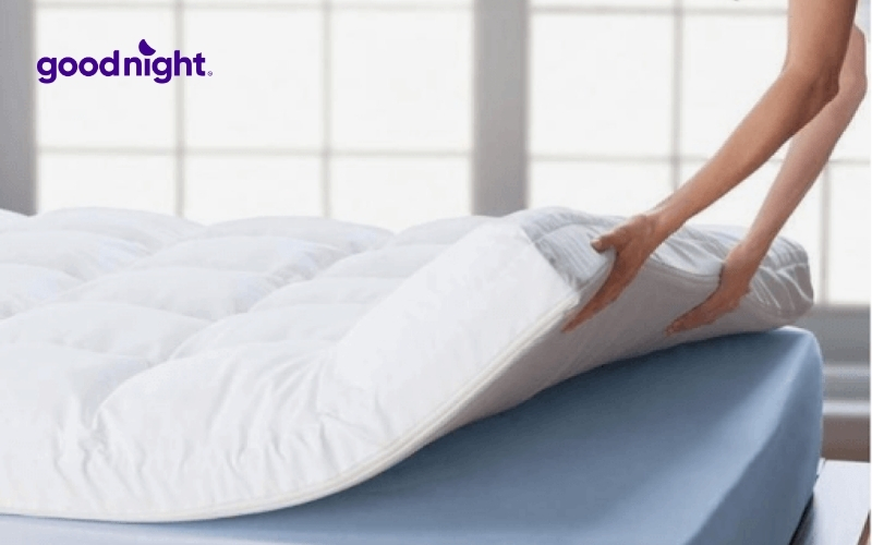 TOP 7 mẫu nệm cho người đau vai gáy êm ái, thư giãn 9 Xoay trở chiều nệm định kỳ chống lún trũng cục bộ