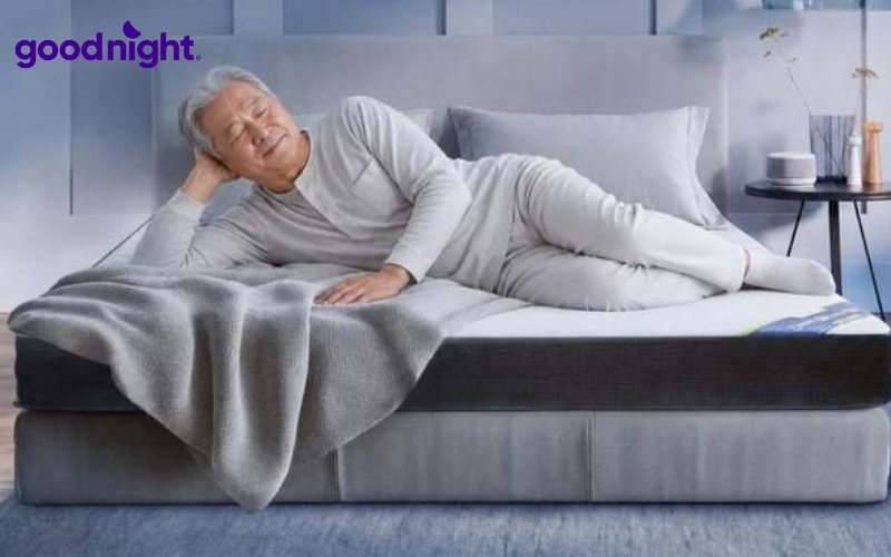 Nệm PU Foam: Tìm hiểu cấu tạo, ưu điểm, nhược điểm 4 Người cao tuổi thường dễ gặp các vấn đề liên quan đến xương khớp