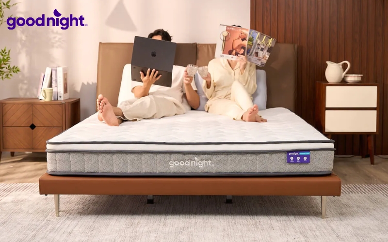 So sánh nệm foam và bông ép: Nên chọn loại nệm nào cho giấc ngủ? 11 Goodnight là một lựa chọn đáng cân nhắc nhờ danh mục sản phẩm đa dạng, mức giá phù hợp