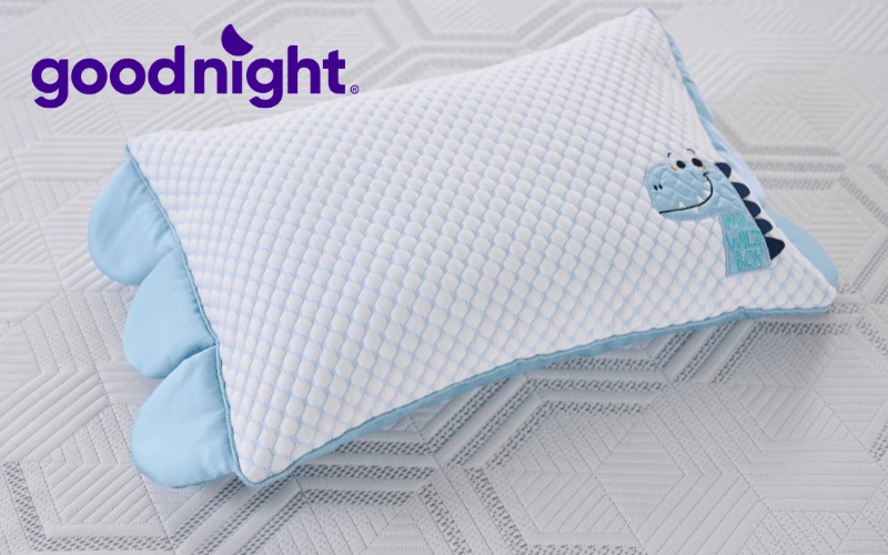 Top 9 mẫu gối cho bé 1 tuổi êm ái, an toàn, thoáng mát 10 Cần theo dõi phản ứng khi dùng gối cho bé 1 tuổi