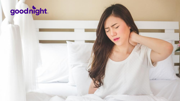 Ngủ sai tư thế bị đau cổ phải làm sao? Top 10 cách chữa hiệu quả