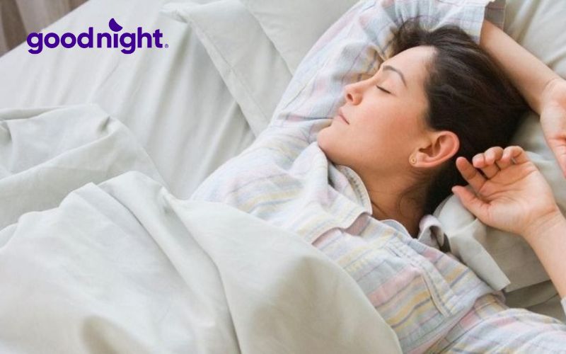Chọn tư thế ngủ giúp tăng vòng 1 là phương pháp hiệu quả dành cho phái đẹp
