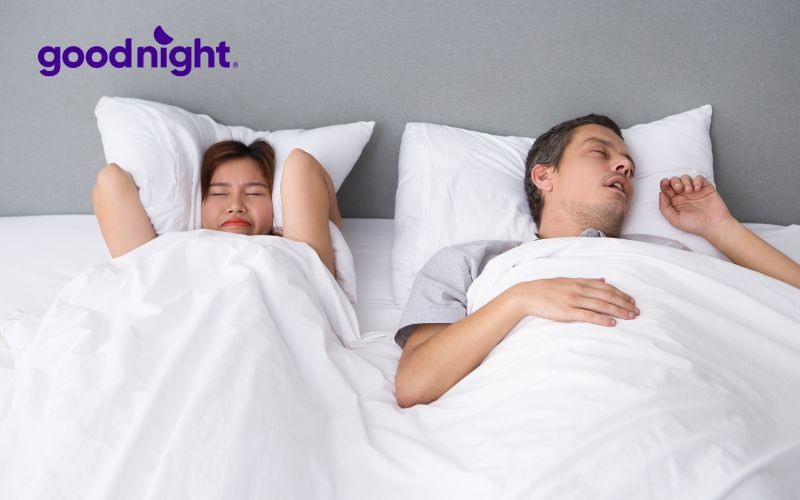 Có nhiều nguyên nhân khác nhau dẫn đến tình trạng ngủ ngáy