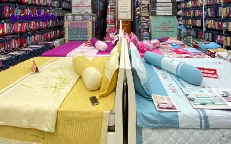 TOP 10 cửa hàng nệm cao su non giá rẻ, hàng đầu tại TPHCM 4 Cửa hàng chăn ga gối nệm Hồng Trang