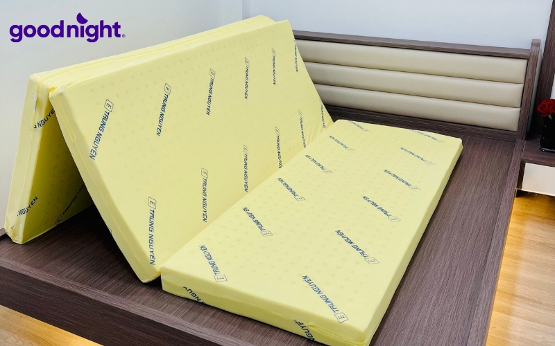 TOP 5 mẫu đệm ngủ văn phòng ngủ trưa êm ái cho dân văn phòng 4 Đệm cao su gấp gọn